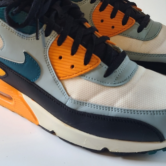 Nike Air Max Sneakers in Orange and Teal - Picture 7 of 8